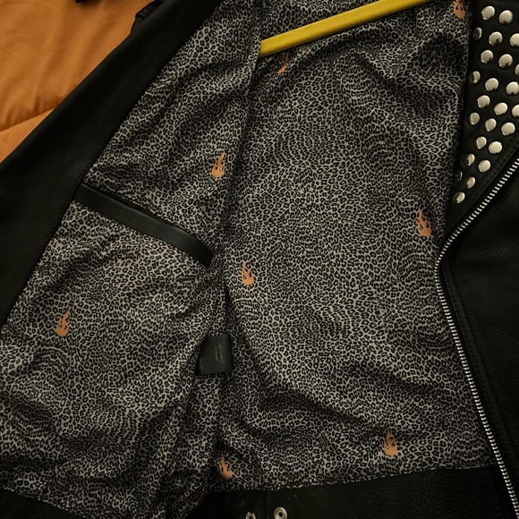 Black leather studded jacket - Picture 3 of 4